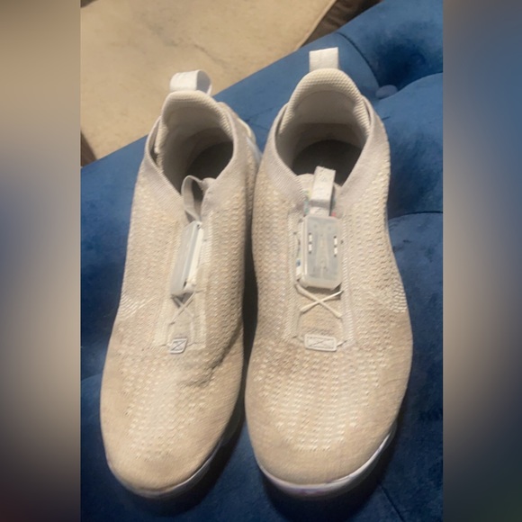 Nike Air VaporMax 2020 Flyknit Vapor Max - Picture 9 of 12